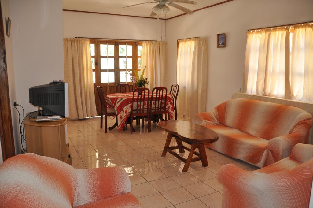 La Colombe D'Or Villa Grand Anse  Rum bild