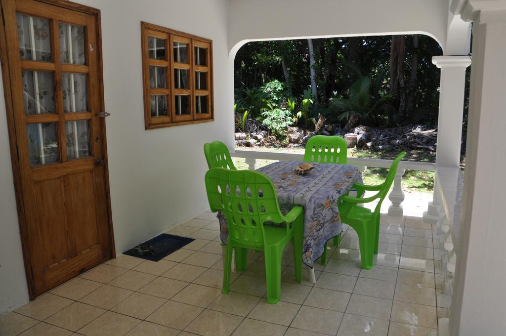 La Colombe D'Or Villa Grand Anse  Rum bild